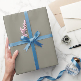 Donkere Asgrauwe Lente- En Zomertrendkleur Cadeaupapier