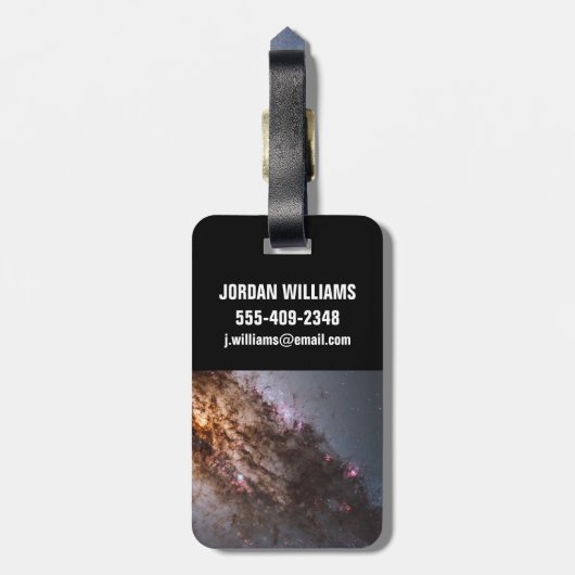 Donkere banen van stof doorkruisen Centaurus A Gal Bagagelabel (Achterkant verticaal)