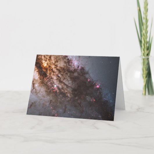 Donkere banen van stof doorkruisen Centaurus A Gal Kaart (Voorkant)