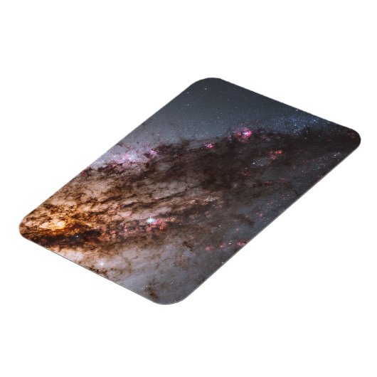 Donkere banen van stof doorkruisen Centaurus A Gal Magneet (Linkerzijde)