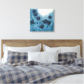 Donkere bloemen canvas afdruk (Insitu (Slaapkamer))