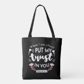 Donkere bloemen Christelijke kunst - Psalm 56:3 Tote Bag (Achterkant)