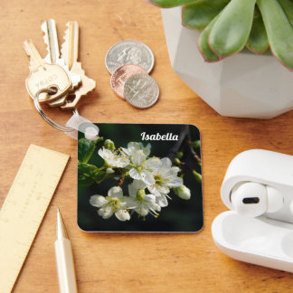 Donkere botanische witte pruimenbloesem acryl sleu sleutelhanger