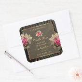 Donkere bruine-houten korrels roze rozen productet vierkante sticker (Envelop)