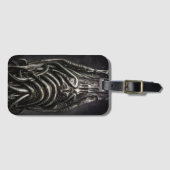 Donkere buitenaardse beelden van een oude Eldritch Bagagelabel (Voorkant (horizontaal))