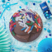 Donkere chocolade-ijs met regenboogspringen papieren bordje (Feest)