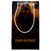 Donkere demon met oranje rook Halloween Klein Cadeauzakje (Voorkant)