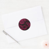 Donkere dieprode magenta rozen ronde sticker (Envelop)
