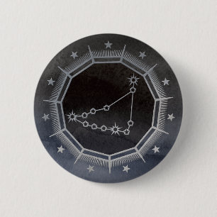 Donkere Dierenriem: Steenbok Geboorteteken Zwart & Ronde Button 5,7 Cm