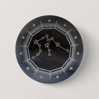 Donkere Dierenriem: Waterman Geboorteteken Zwart & Ronde Button 5,7 Cm