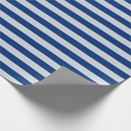 Donkere en lichte blauwe strepen cadeaupapier (Hoek)