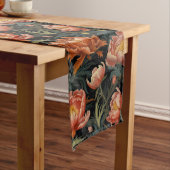 Donkere en Moody Levendige Oranje pioenenenbloemen Lange Tafelloper (Voorbeeld)