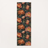 Donkere en Moody Levendige Oranje pioenenenbloemen Yogamat (Voorkant)