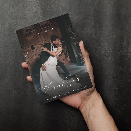 Donkere foto's en monogram Elegant Black Wedding Bedankkaart