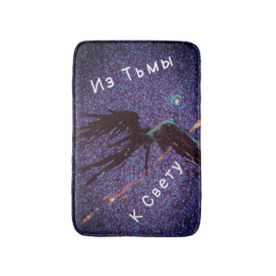 Donkere gevleugelde figuur die over de ruimte vlie badmat