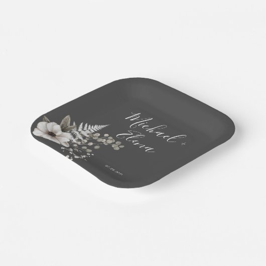 Donkere grijze en witte Floral bruiloft Papieren Bordje (Gebogen)