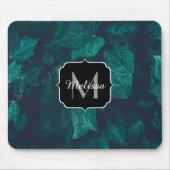 Donkere groene visblad waterdruppels Monogram Muismat (Voorkant)