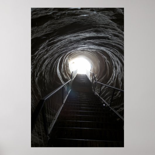 Donkere grottunnel poster (Voorkant)