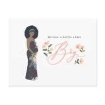 Donkere harige zwarte moeder van een jongen baby s