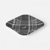 Donkere houtskool Grijze tonnen met monogram Papieren Bordje (Gebogen)