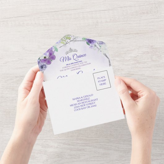 Donkere huidskleur Lila Paarse Prinses Quinceañera All In One Uitnodiging (Opening)