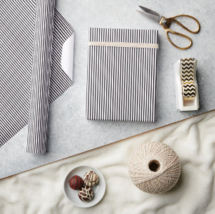 Donkere Middernachtpruim Dunne Strepen Cadeaupapier