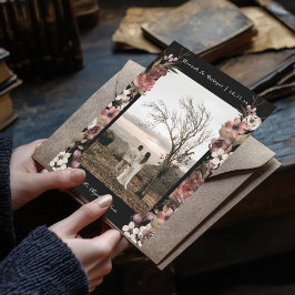 Donkere Moody Floral Autumn Foto slaat de datum op Kaart