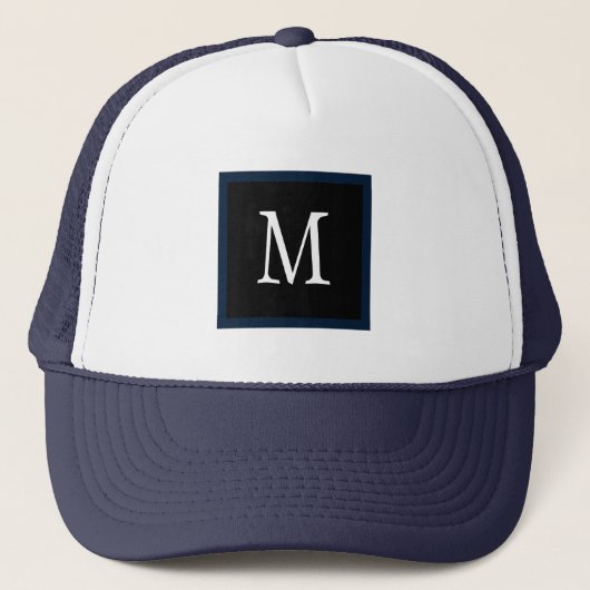 Donkere Navy Blue Custom Single Initiaal Classic Trucker Pet (Voorkant)