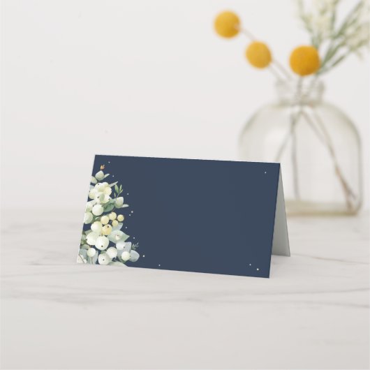 Donkere Navy Snowberry + Eucalyptus bruiloft Plaatskaartje (Voorkant)