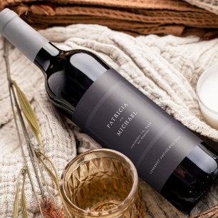 Donkere paarse bruiloft eenvoudig elegant geperson wijn etiket