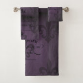 Donkere Paarse set handdoeken (Insitu)