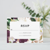 Donkere plum Velvet en White Spring Floral Wedding RSVP Kaartje (Staand voorkant)