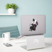 Donkere Romantische Bloemige Witte Bruiloft Sticker (Laptop op bureau)