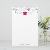 Donkere, roze, gepersonaliseerde schrijfbenodigdhe briefpapier (Staand voorkant)