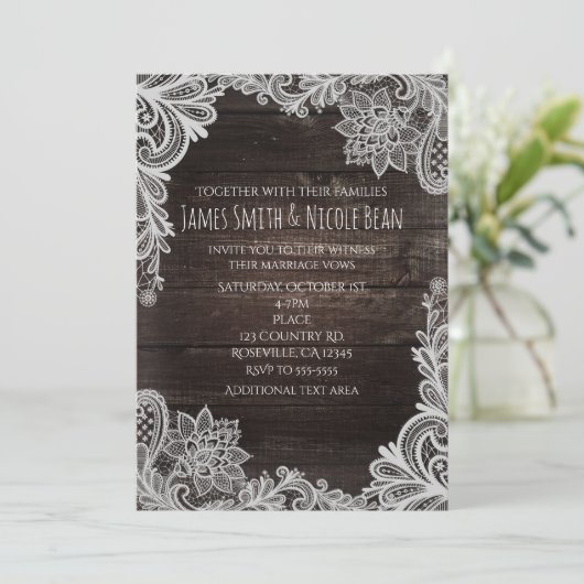 Donkere Rustic Wood & Elegant Lace Wedding Invitat Kaart (Staand voorkant)