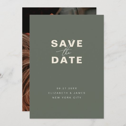 Donkere Sage Green Modern Minimalist Wedding Save The Date (Voorkant / Achterkant)