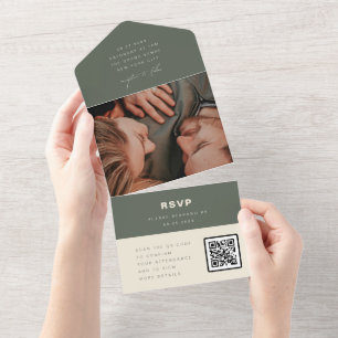 Donkere salie minimalistische trouwfoto QR-code RS All In One Uitnodiging