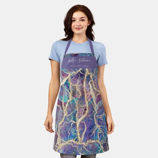 donkere schoonheidsberoerte schort (Gedragen)