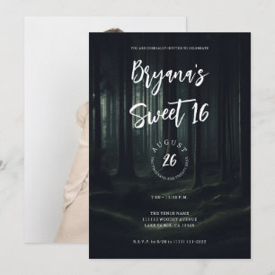 Donkere sombere bosbomen bij schemering Sweet 16 Kaart