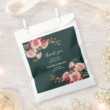 Donkere, sombere roze en rode rozen groene trouw