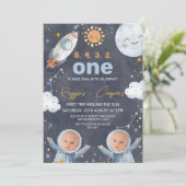 Donkere tweeling eerste reis rond de 1e verjaardag kaart (Staand voorkant)