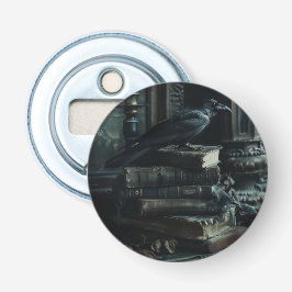 Donkere Versleten Oude Boeken met Raaf Button Flesopener