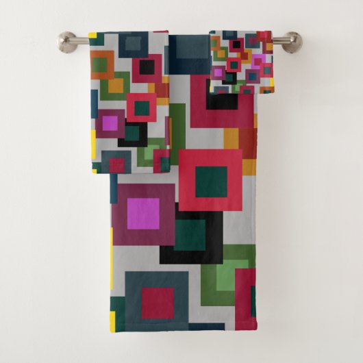 Donkere vierkantjes op licht bad handdoek (Insitu)