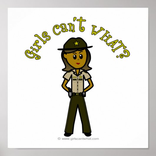 Donkere Vrouw sheriff in bruine uniform Poster (Voorkant)