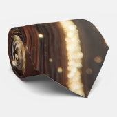 Donkere walnoot houtnerf met sprankelende gouden r stropdas (Opgerold)
