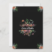 Donkere wilde bloemen bruiloft thema uitnodiging (Achterkant)