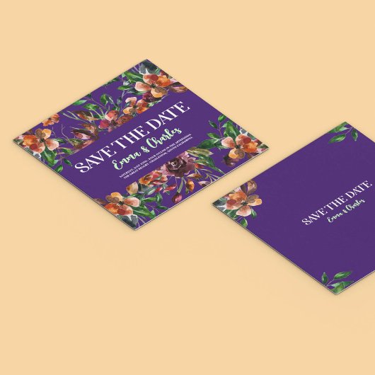 Donkere wilde bloemen sparen de datum kaart