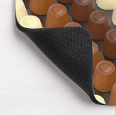 Donkere, witte en melkchocolade pralines muismat (Hoek)