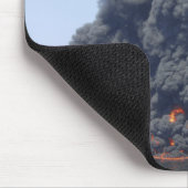 Donkere wolken rook en vuur ontstaan 2 muismat (Hoek)