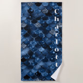 Donkere zeemeermin schubben naam strandlaken (Voorkant)